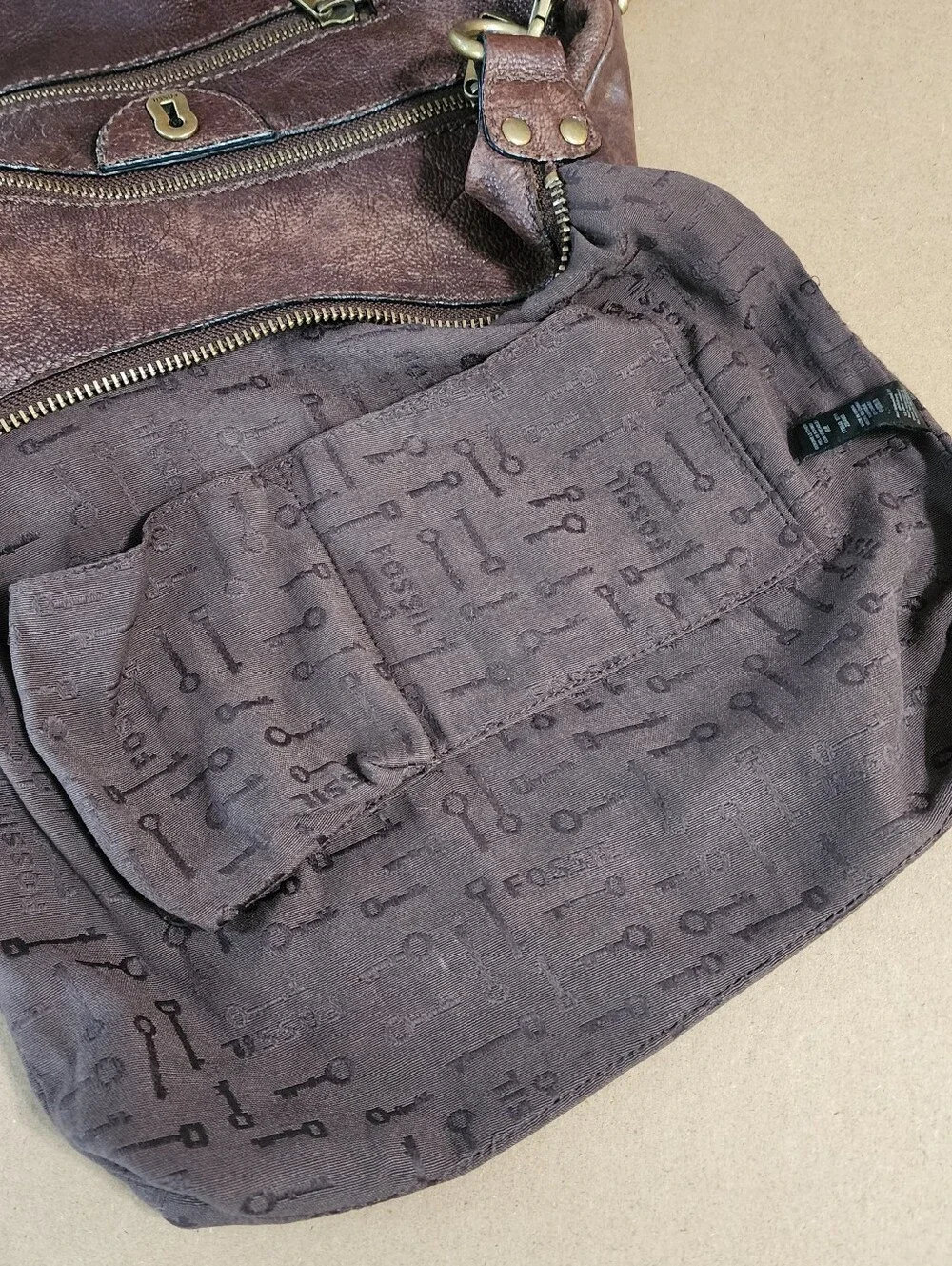 Fossil Brown Leather Messenger Crossbody Satchel Pebbled Multi Pocket Bag Y2K Lg